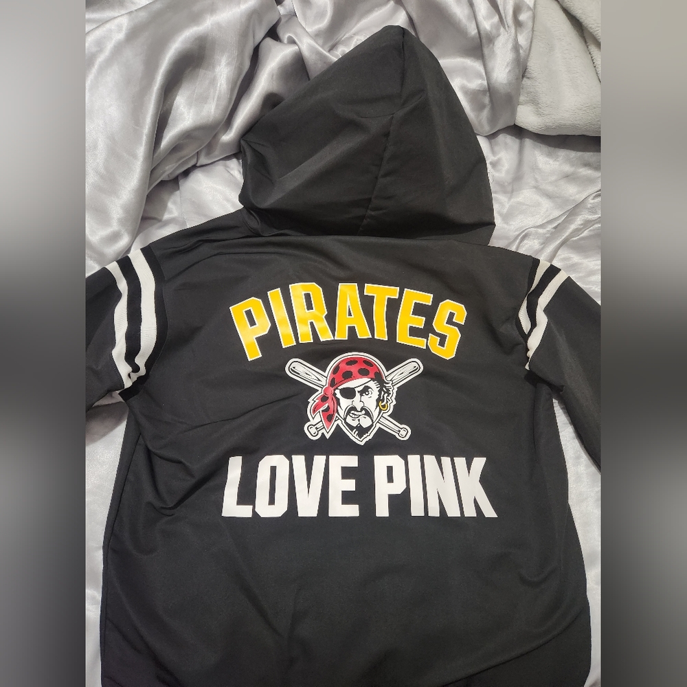 VS PINK Pittsburgh Pirates Pullover Jacket